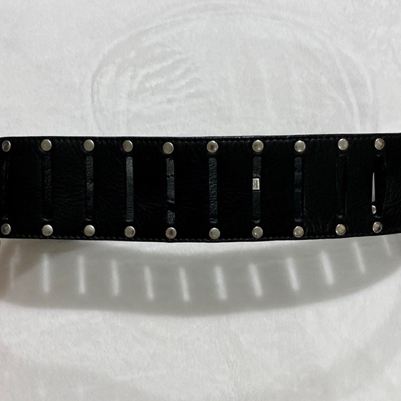 Like New BE & D Laser Cut Belt in Black/Nickel size Small main image 4